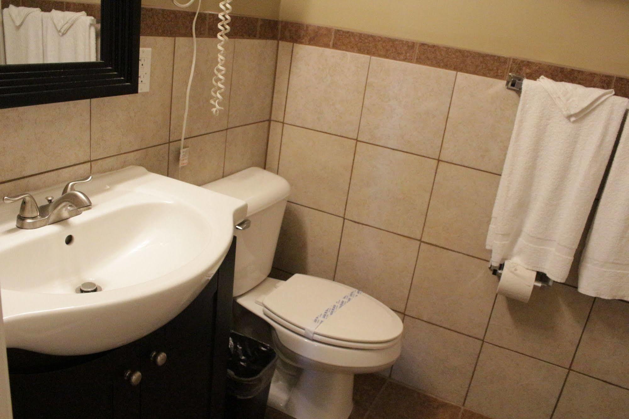 Cozy Crest Motel Wildwood Crest Bagian luar foto
